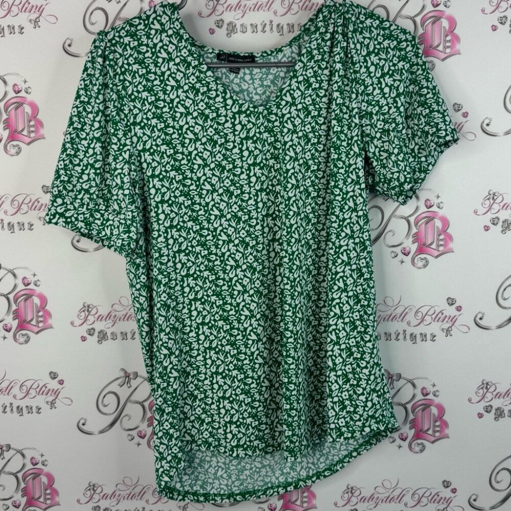Adrianna Papell tshirt tee flowers floral Green Leaf Print Blouse